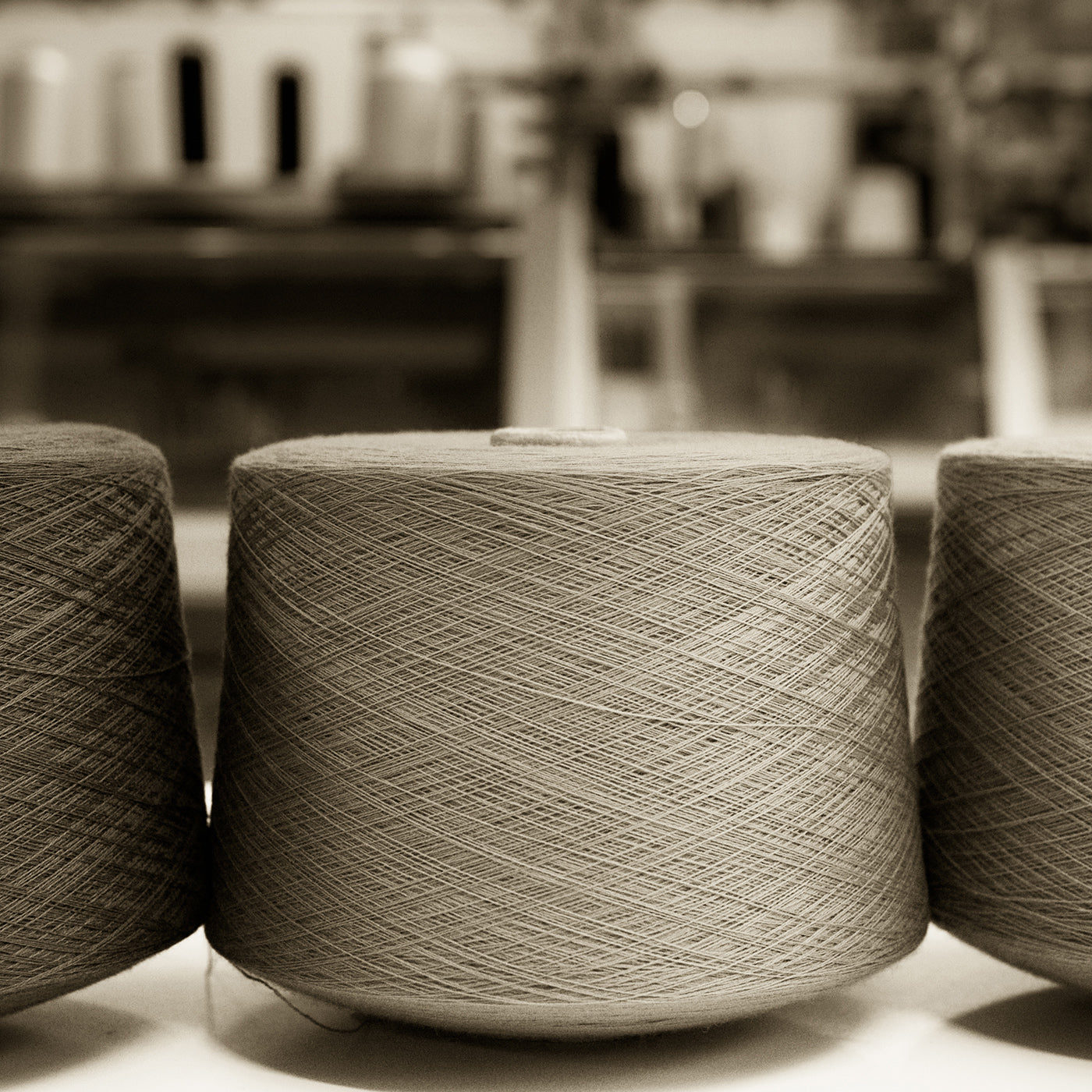 Fully fashioned knitting made in Italy by experts artisans, craftsmanship, ethical, responsible, sustainable, high quality